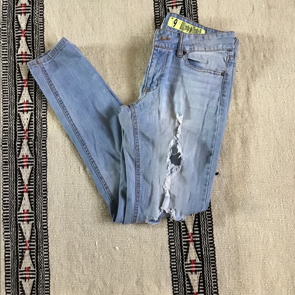 ÍNDIGO REIN JEANS RIPPED SIZE 9